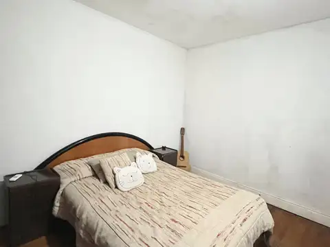 Depto Tipo Casa en Venta 42 años