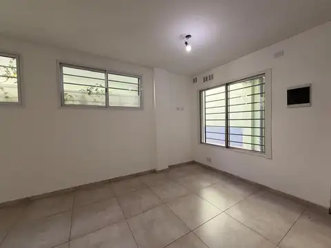 Departamento en Alquiler en Lanus Oeste, $ 350.000