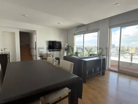 Villa Devoto- Depto 4 ambientes en duplex c/2 balcones, suite y 2 esp. guardacoches