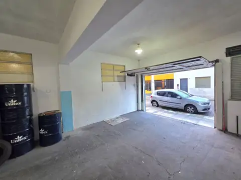 Galpon en Alquiler en Villa del Parque, $ 1.200.000