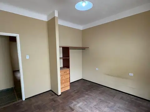 Depto Tipo Casa en Alquiler de 2 dormitorios