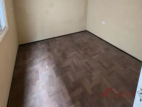 Depto Tipo Casa en Alquiler 40 años