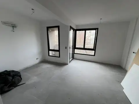 Edificio Sarandi - Hermoso Monoambiente c/ balcón al frente - 34.58m2