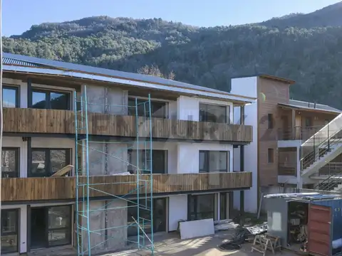 VENTA DEPARTAMENTO SAN MARTIN DE LOS ANDES . DESARROLLO DE POZO CASCO CENTRICO