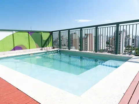 ALQUILER 1 AMBIENTE -FLORES - PISO ALTO- LUMINOSO