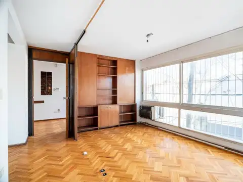 Departamento,Oficina o Consultorios a RECICLAR. Venta. Olivos. Vte López. Pcia de Bs As