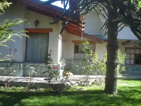 Casa - Jardín Botánico - Ideal Hostel o Vivienda Familiar