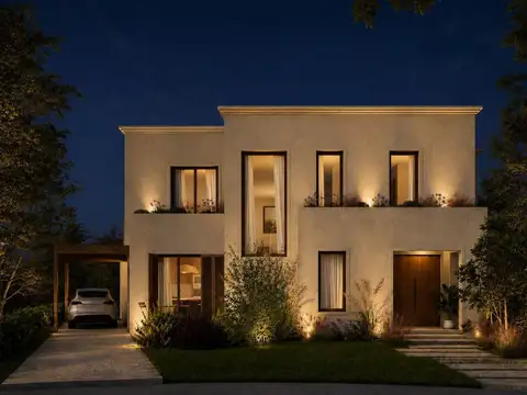 Casa en Venta con 2 cocheras