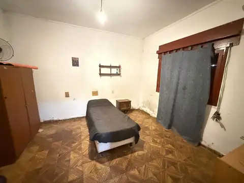 VENTA/CASA A RESTAURAR/TODOS LOS SERV/OPORTUNIDAD