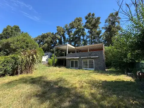 VENTA CASA 3 AMB EN PARQUE LELOIR - LOTE 1067 M2