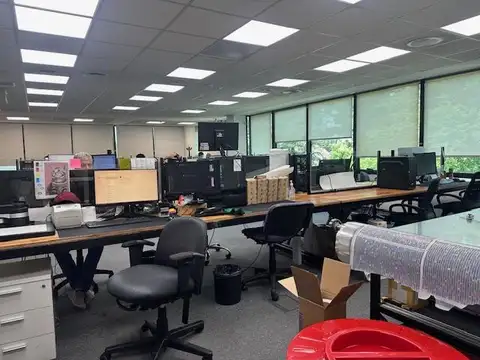 Lista para entrar con 4 cocheras