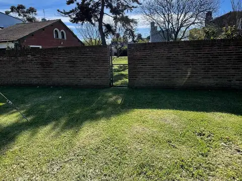 Terreno en Venta en Los Pinares, USD 48.000