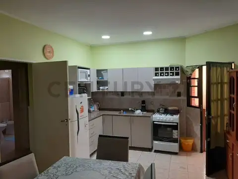 Menchaca 700, Piso 0