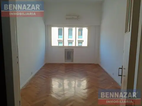 Oficina en Alquiler en Centro, $ 300.000