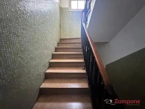 Boulevar San Martin  Palomar  al 2200