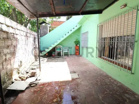 ENRIQUE DELFINO 300