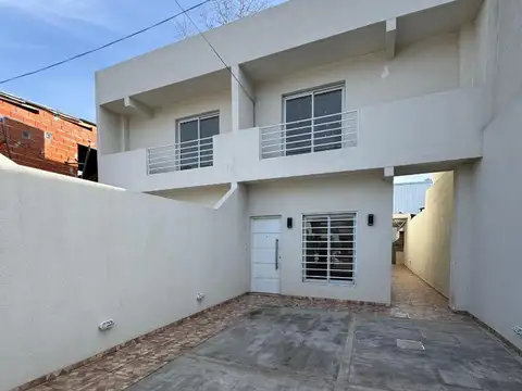 Dúplex de 3 ambientes - Udaondo