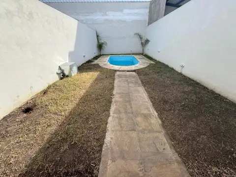 Casa en Alquiler al Sureste