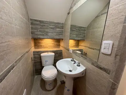 Casa 3 ambientes con 2 baños