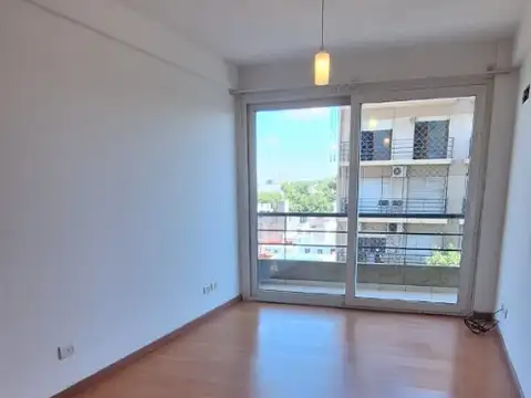 MONTECASTRO.MARCOS SASTRE 5300 ESQ.L.DE VEGA.AMPLIO 2 AMB. IDEAL RENTISTA CON CONTRATO DE LOCACION