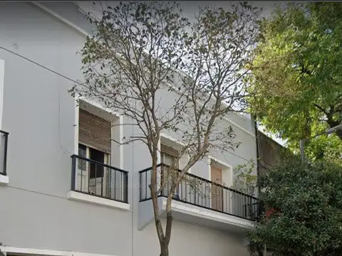 Uspallata e/ Tacuari y Jovellanos