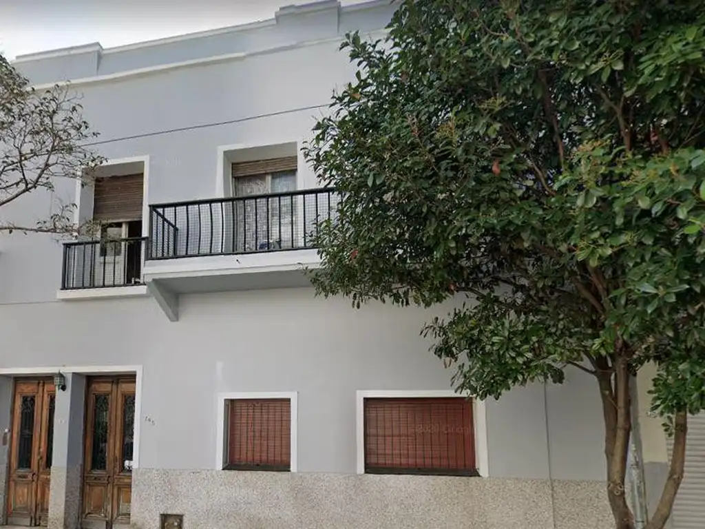 Uspallata e/ Tacuari y Jovellanos