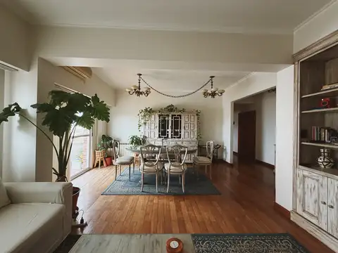 Departamento en Venta de 4 dormitorios