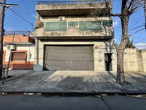 GalpÃ³n - Alquiler - Argentina, Tres de Febrero - 17 de Agosto 678
