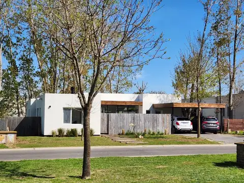 Casa en venta en el Barrio San Matias, area 2, ESCOBAR