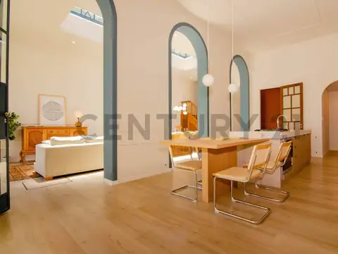 Venta Casa de 4 dormitorios y pileta en Abasto, Rosario