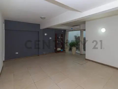 Cochabamba 1500, Piso 0