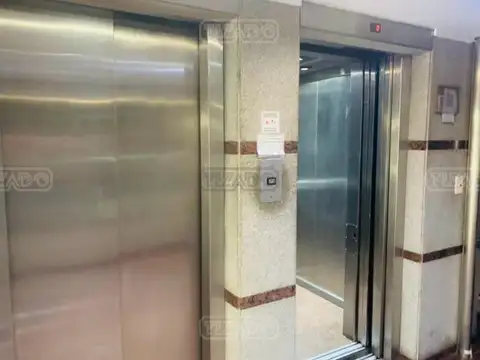 Oficina en Venta al Este