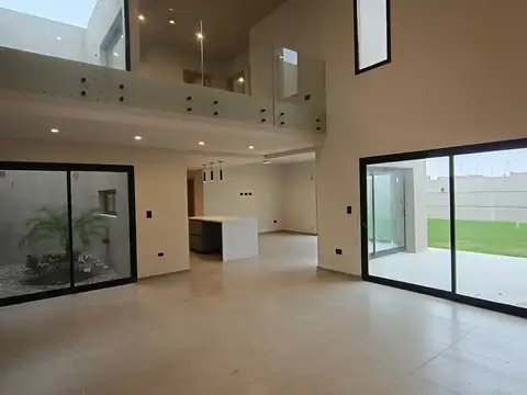 VENTA CASA NOBU / DOCTA CON ESCRITURA