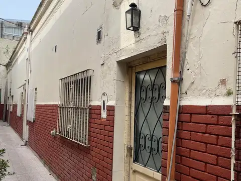 Departamento en Venta - 2 Dormitorios 1 Baño - 65mts - Flores