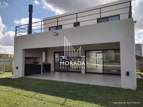 Casa en Alquiler de 3 dormitorios