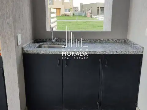 Casa en Alquiler al Noroeste