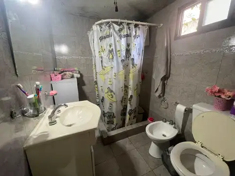 GOBERNADOR EMILIO CASTRO al 4000