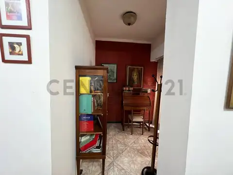 Sarmiento 1700, Piso 0