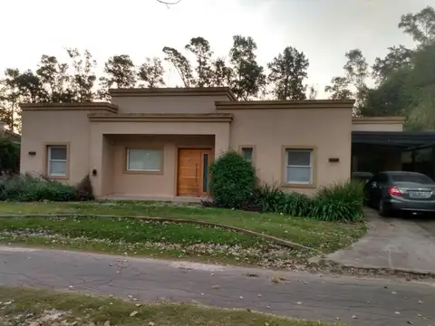 Casa en alquiler en Barrio Los Tres Coniles