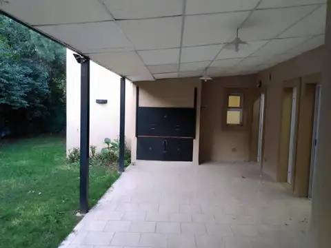 Casa en Alquiler de 3 dormitorios