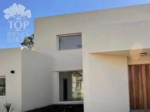 Casa en Venta en San Matias, USD 369.000