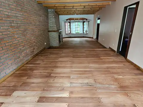 CASA 5 AMBIENTES EN VENTA EN MARTINEZ