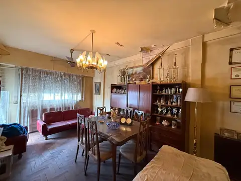 Depto Tipo Casa 2 ambientes con 1 baño