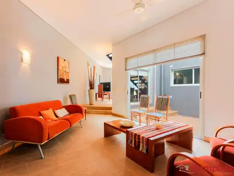 Casa en Boedo con Parque y Pileta