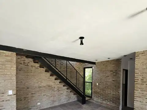 Casa 3 ambientes con 2 baños