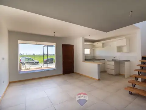 JOSÉ BENITO COTTOLENGO ESQUINA RÍO NEGRO S/N 100