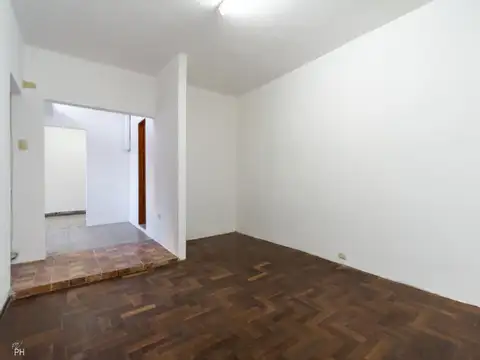 Depto Tipo Casa en Venta 62 años