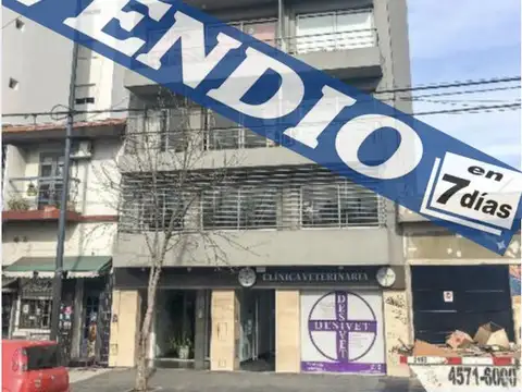 Av San Martin 4400  Muy Lindo monoambiente al frente con balcón