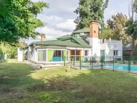 Casa en Alquiler de 4 dormitorios