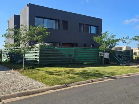Casa en Venta en Puertos - Riberas, USD 470.000